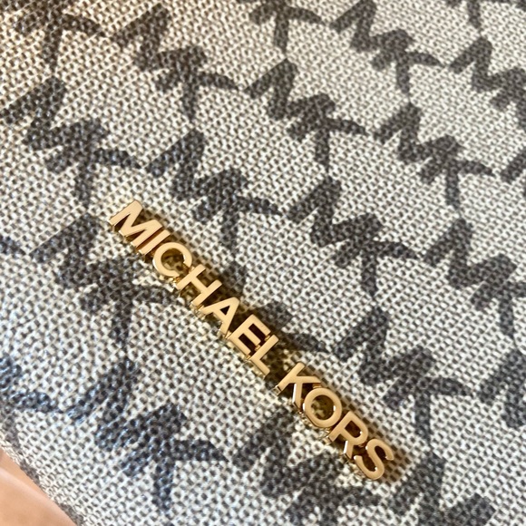 Michael Kors 🌸 CROSBY 🌸 MediumLogo Crossbody Bag - Picture 7 of 9